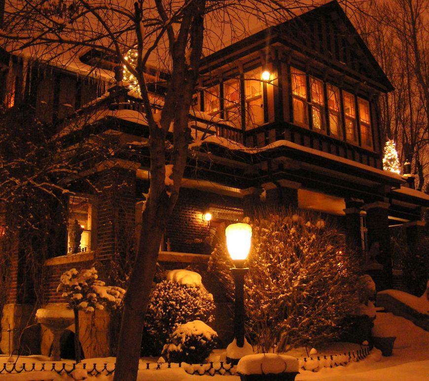 Crawford House at Christmas